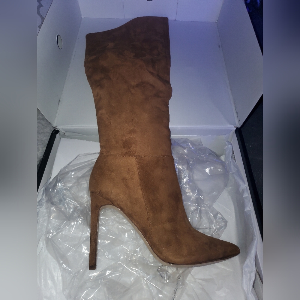 NWT Women's "Brand New" Nine West Boots size 7.5 😍 BEAUTIFUL BOOTS!